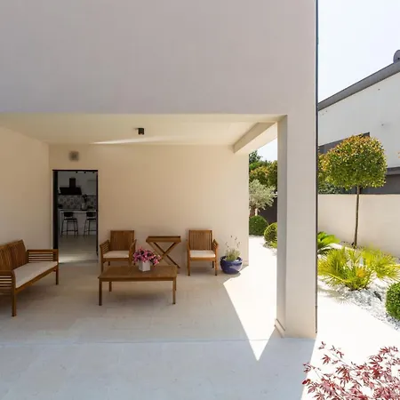 Ventana With Terrace And Bbq Savudrija