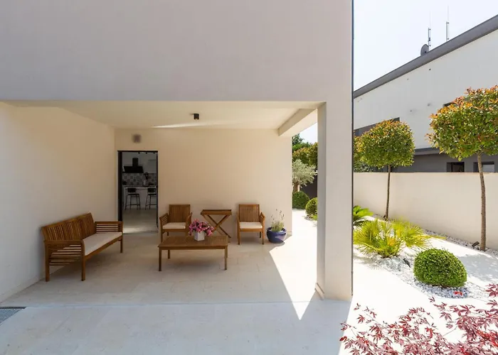 Ventana With Terrace And Bbq Savudrija