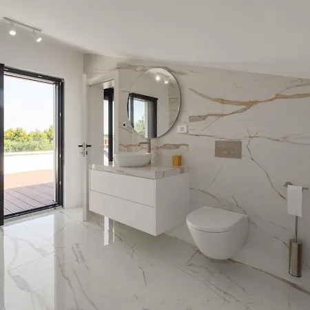 Ventana With Terrace And Bbq * Савудрия