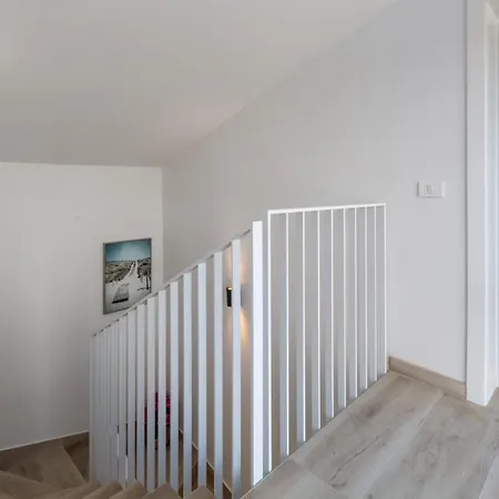 Ventana With Terrace And Bbq Савудрия