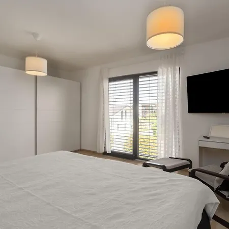 Ventana With Terrace And Bbq Вилла Савудрия